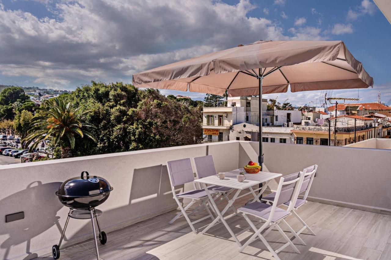 White&Gray Apartment Rethymno Esterno foto