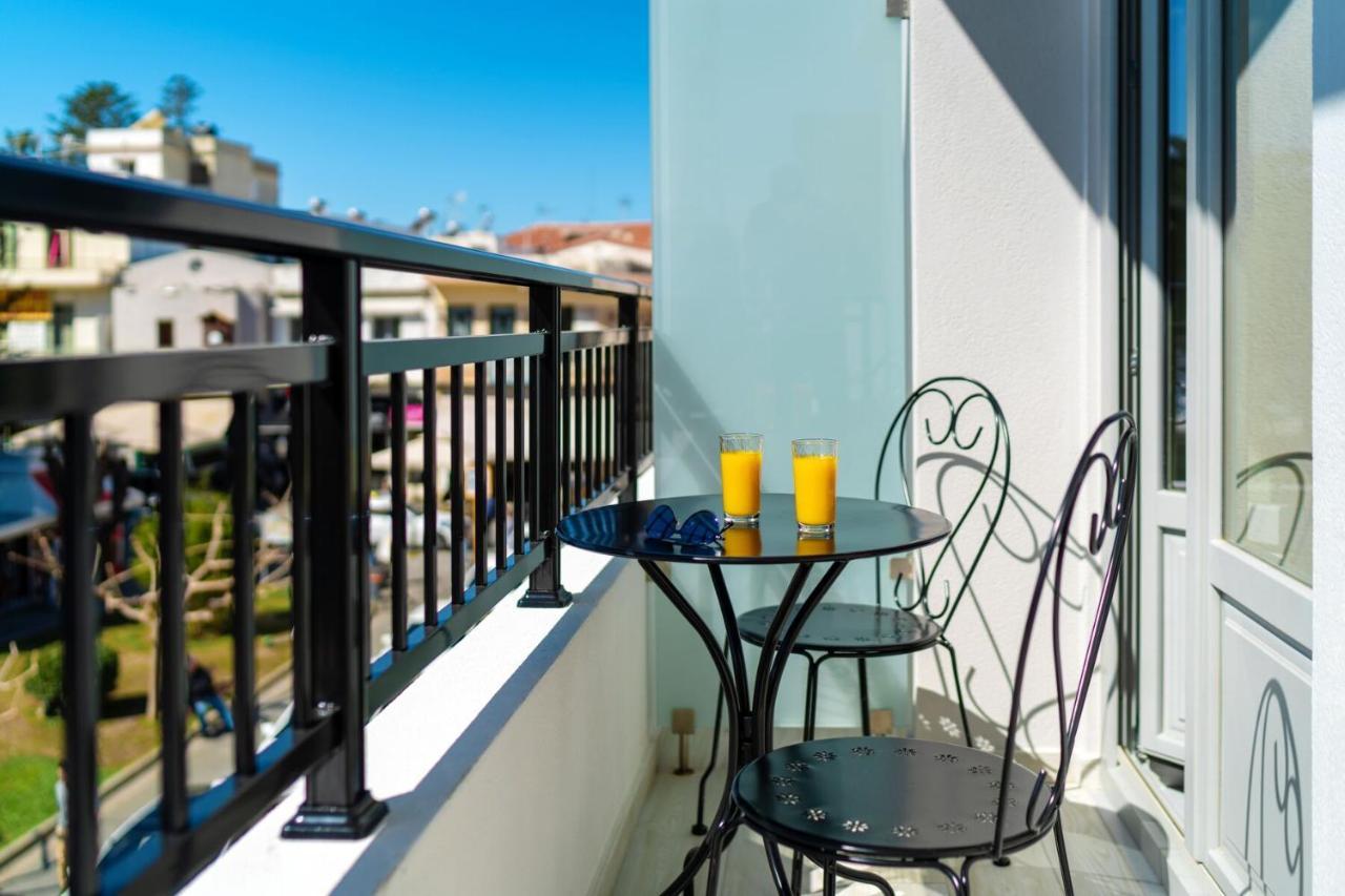 White&Gray Apartment Rethymno Esterno foto